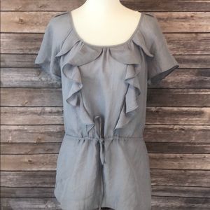 Banana republic size XS scoop neck shirt sleeve